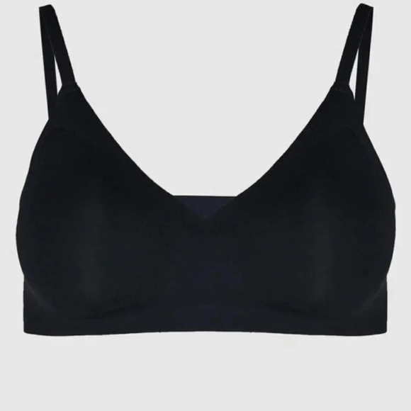 Sweaty Betty Women's Barely There T-Shirt Bra in Black - Picture 11 of 11